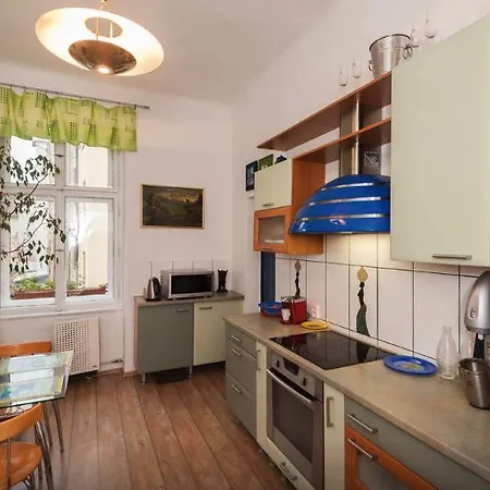 Art Gallery Apartman